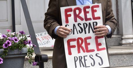 Free Gaspar Free Press sign