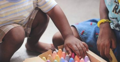 Milioni di bambini negli orfanotrofi a rischio di sfruttamento e tratta