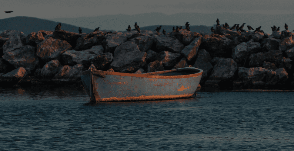 Piccola barca vuota