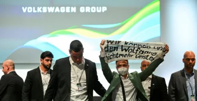 Volkswagen elude el pastel y las obligaciones de derechos humanos en la junta de accionistas