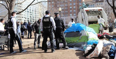 A new “homeless campus” in the US raises fears of forced labor